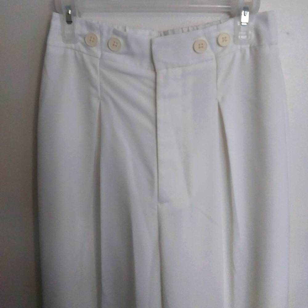 NEW W/ TAGS Petite Studio NYC Pleated Button Detail Lucia Pants in Ivory Size XS